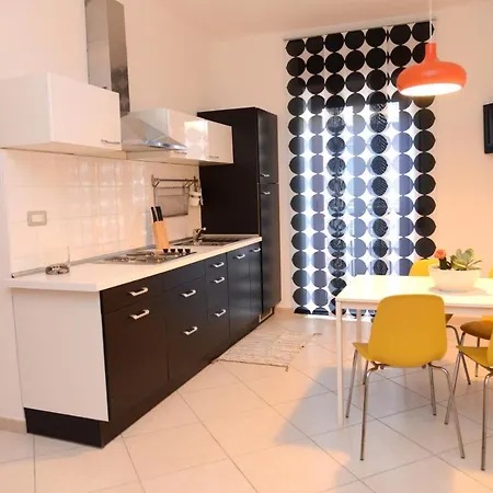 בית הארחה Jonico 4*