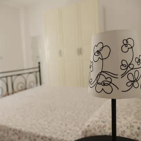 Jonico בית הארחה